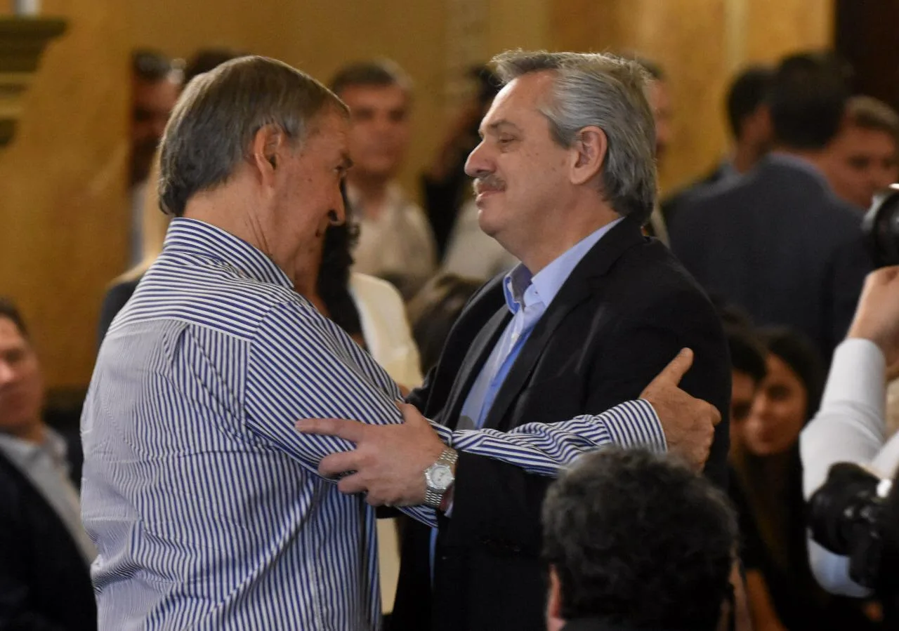 Fernández - Schiaretti: homenaje a De la Sota, crítica y conciliación