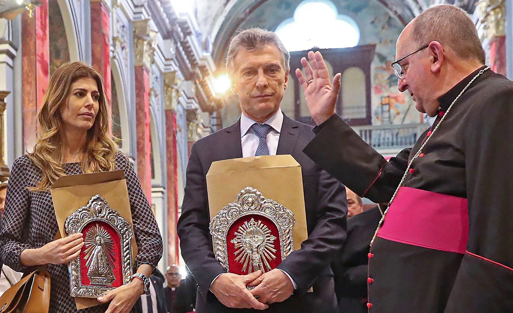 En Salta: "Mauricio, has hablado de la pobreza, llévate el rostro de los pobres"