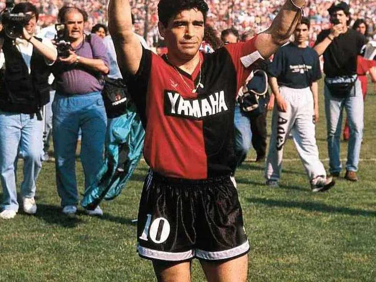 A 26 años de la llegada de Diego Maradona a Newell's
