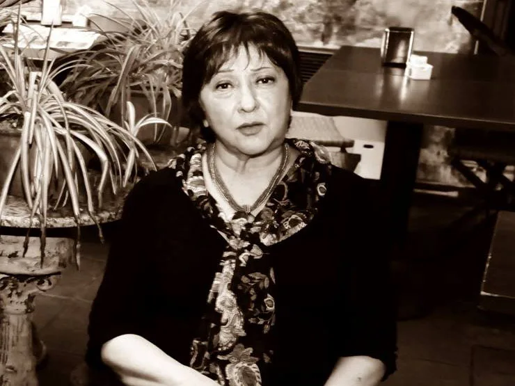 La reconocida escritora Marta Ortiz presenta su nuevo poemario “Fuera de foco"
