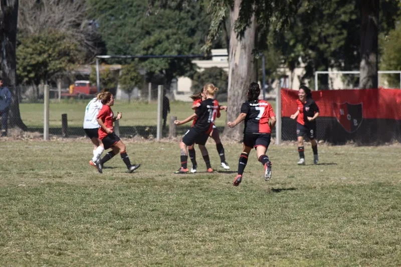 Central ganó y es único lider, Newell's sumó de a tres y es escolta, a un punto