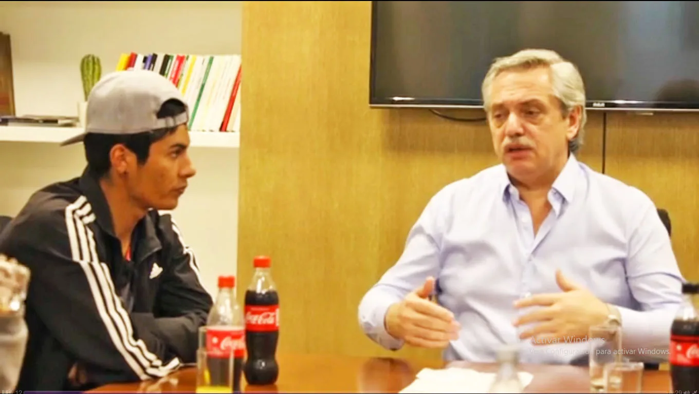Fernández recibió a Brian, el presidente de mesa estigmatizado por su vestimenta