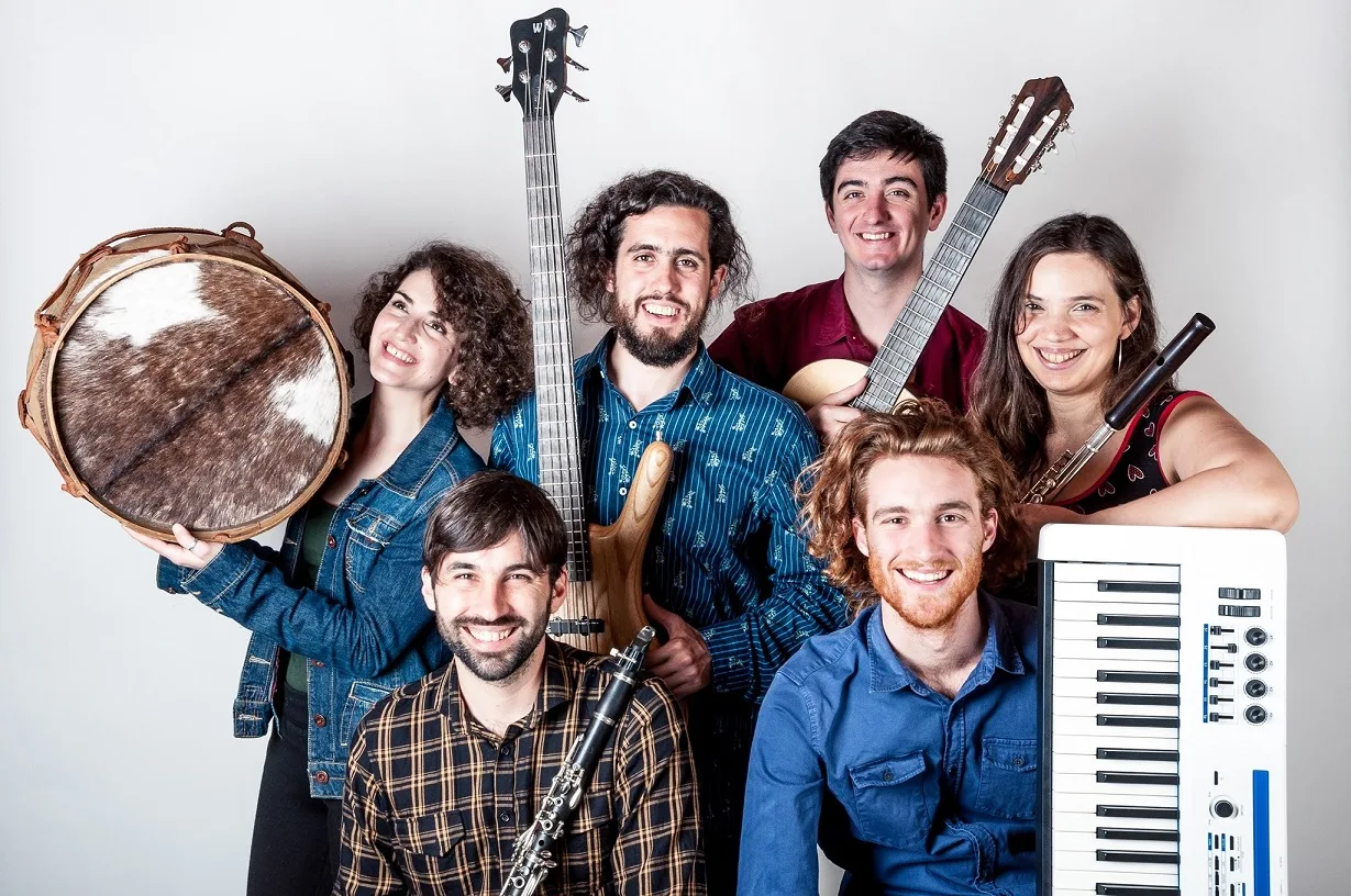 El sexteto Masa Madre revive en concierto obras del cancionero popular