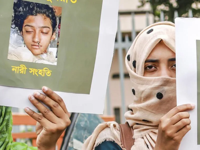 Nusrat, la joven asesinada que corrió los peores velos de Bangladés