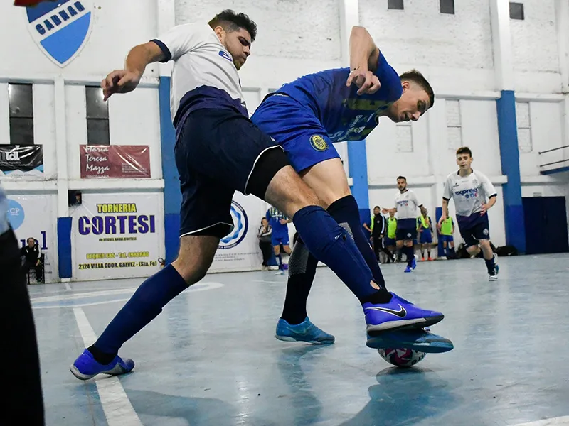 Un nuevo líder, una goleada y dos instituciones que no levantan cabeza