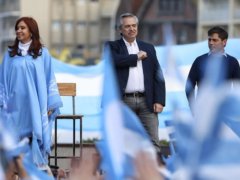 Alberto: “Con Cristina vamos a poner de pie a la Argentina”