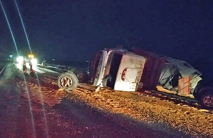 Matrimonio murió en choque entre camión, utilitario y tractor sobre la ruta 33