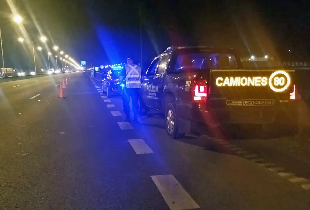 Murió motociclista de 43 años al chocar contra un camión cuyo conductor se fugó