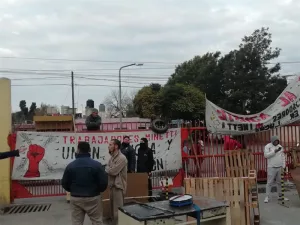 Empleados del Molino Minetti de Córdoba denunciaron que no pueden trabajar
