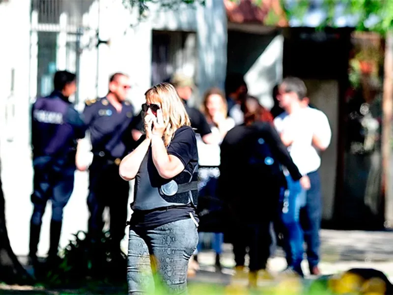 Entró a robar en un vivero, tomó rehenes y mató al dueño y a un empleado