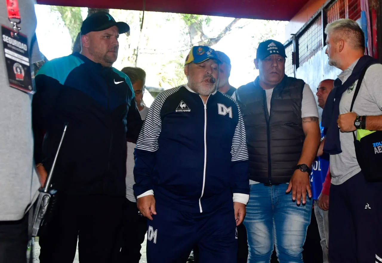 Revolución por la presencia de Maradona en Newell's