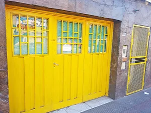 Detuvieron a muchacho por el asesinato a puñaladas de un almacenero de 70 años