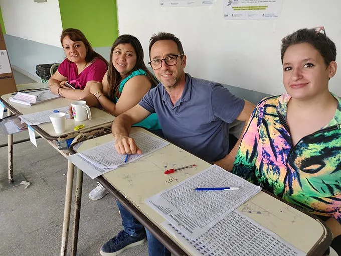 Mercado y fiscal libre: el unicornio Marcos Galperin controla en mesa en Merlo