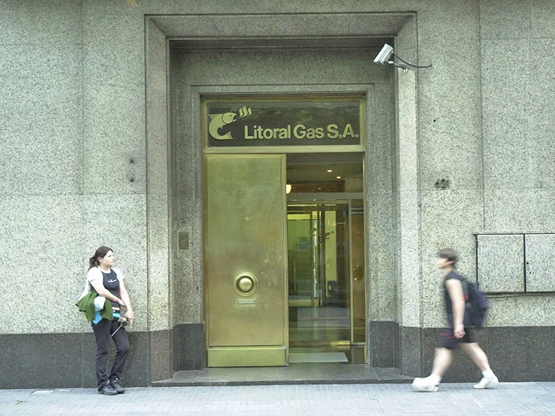 Y era lógico: después de los tarifazos, empezaron a llegar los cortes