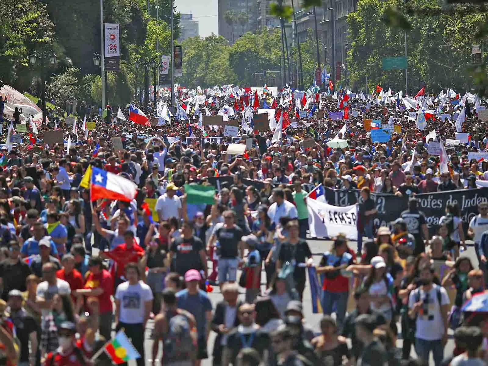 Chile en llamas: el neoliberalismo, herido donde nació