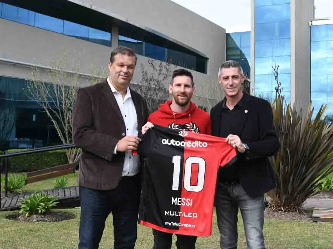 Messi habló de la posibilidad de jugar en el Parque: "Convencer a la familia"