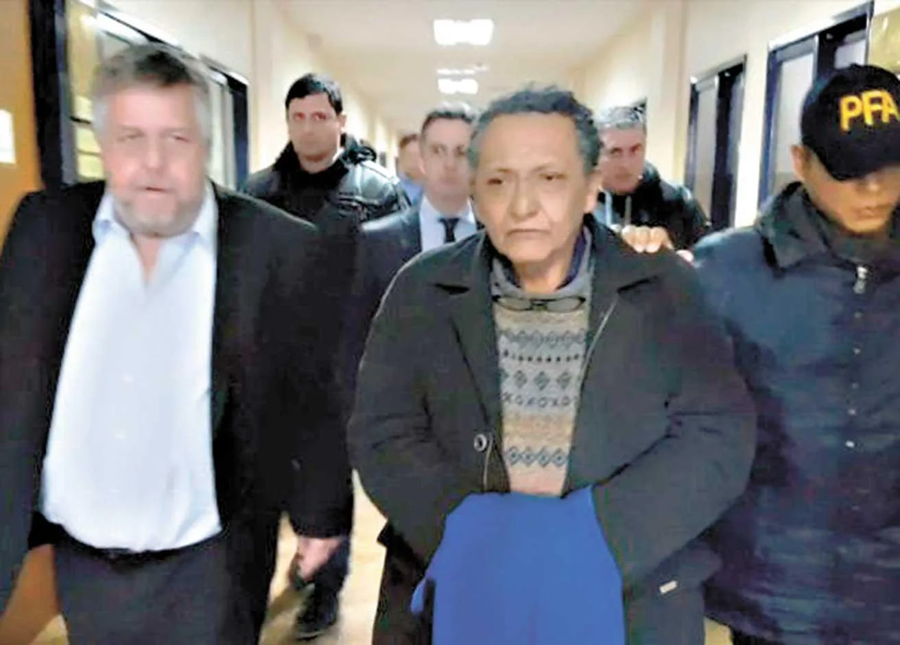 Las preguntas sin responder que deja la aparición de los supuestos cuadernos