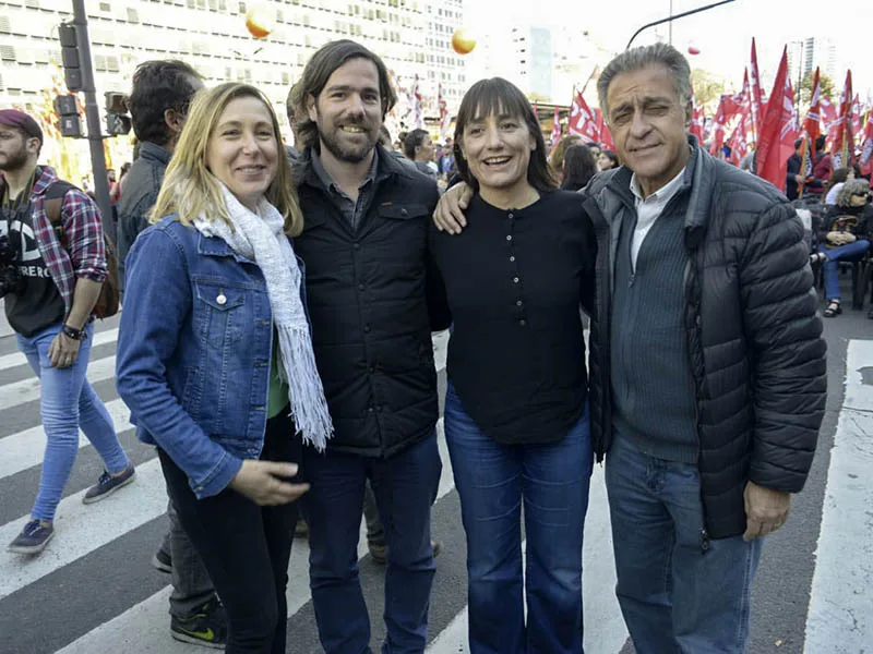 Masivo acto de la izquierda en el Obelisco porteño