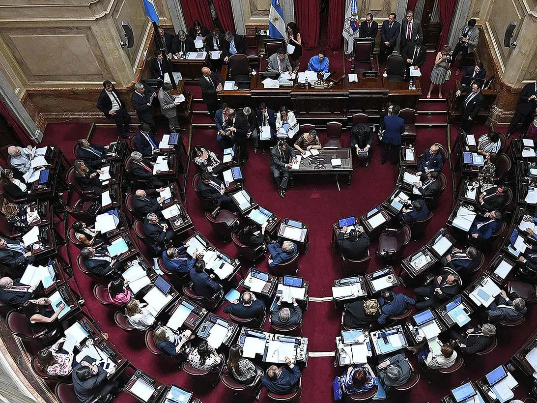 Senado: se renueva un tercio, el peronismo arriesga 13 bancas y el oficialismo 8