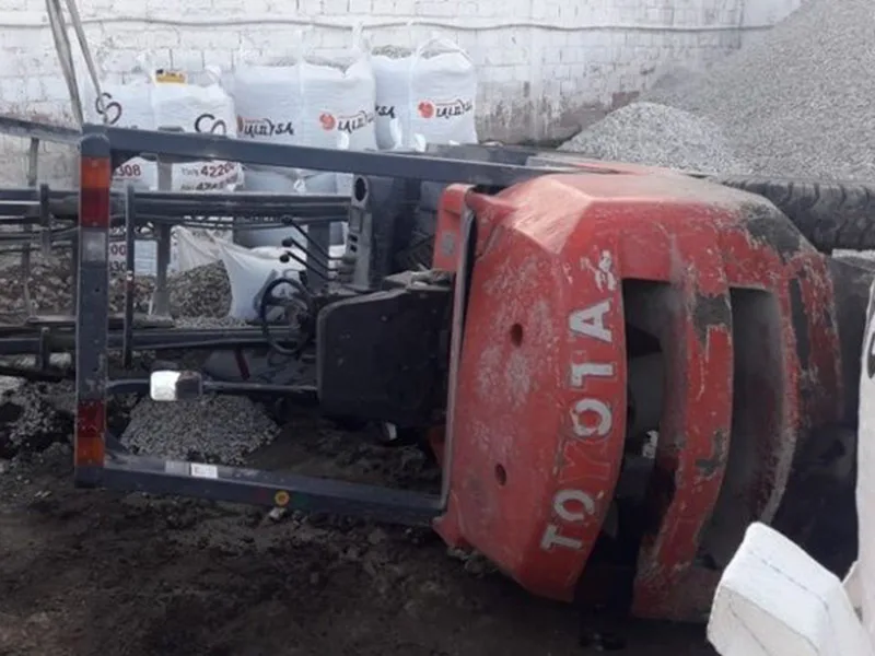 Un operario de 34 años murió aplastado por el autoelevador que manejaba