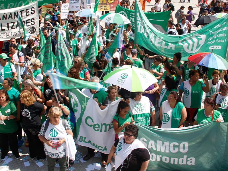 ATE pide el pase a planta de los contratados y tilda de “neoliberal” a Lifschitz