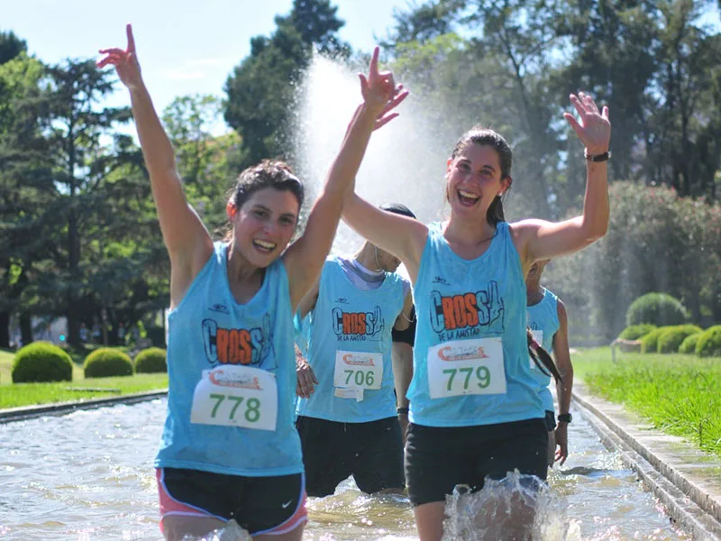 Todo un clásico rosarino: se viene la 7ª edición del Cross de la Amistad