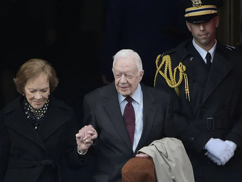 Jimmy Carter se recupera tras ser operado de una hemorragia cerebral