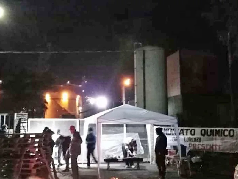 Químicos del Cordón Industrial piden la reapertura de Cloretil