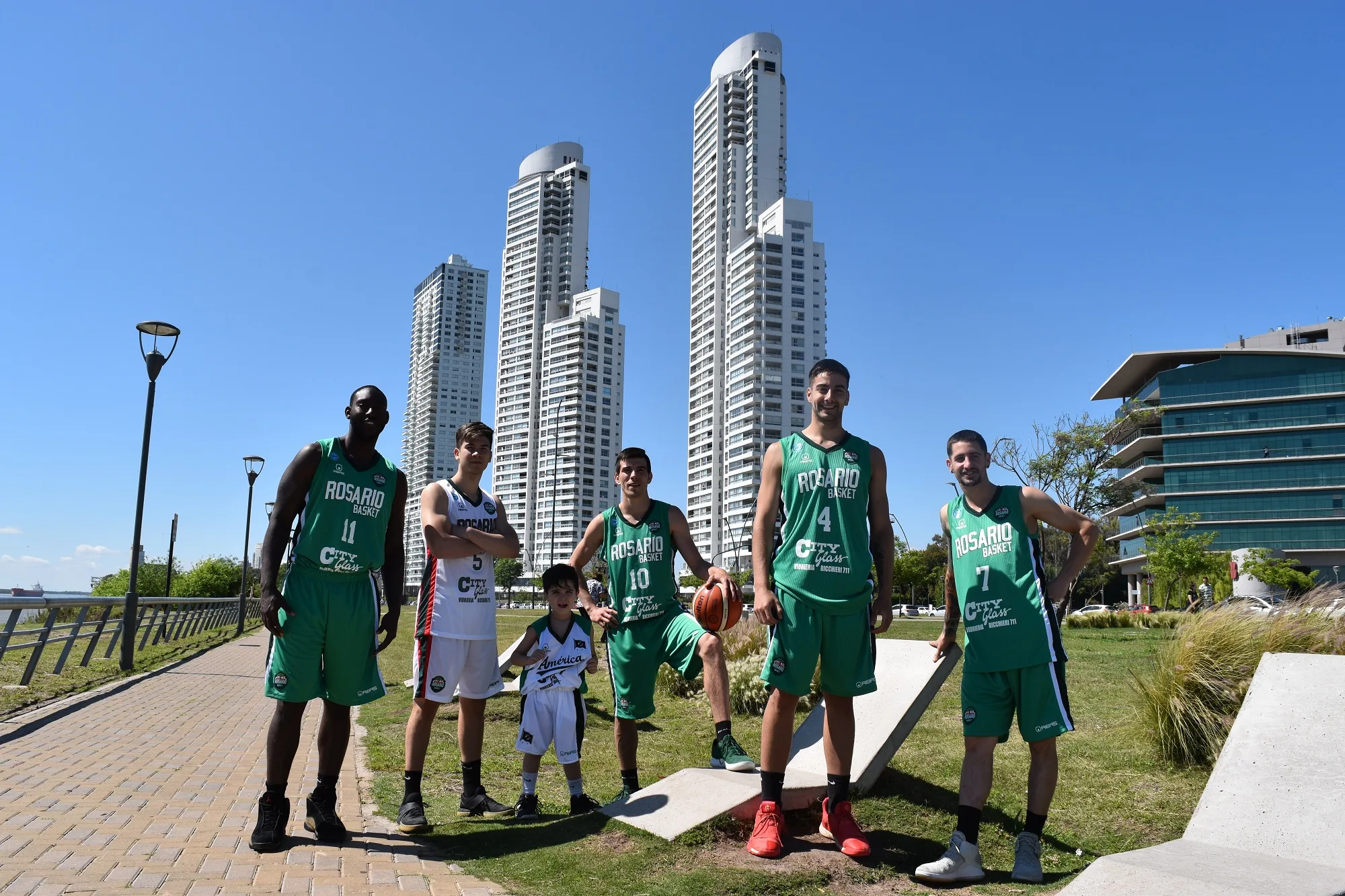 Rosario Basket quiere su segunda victoria en casa ante Central de Ceres