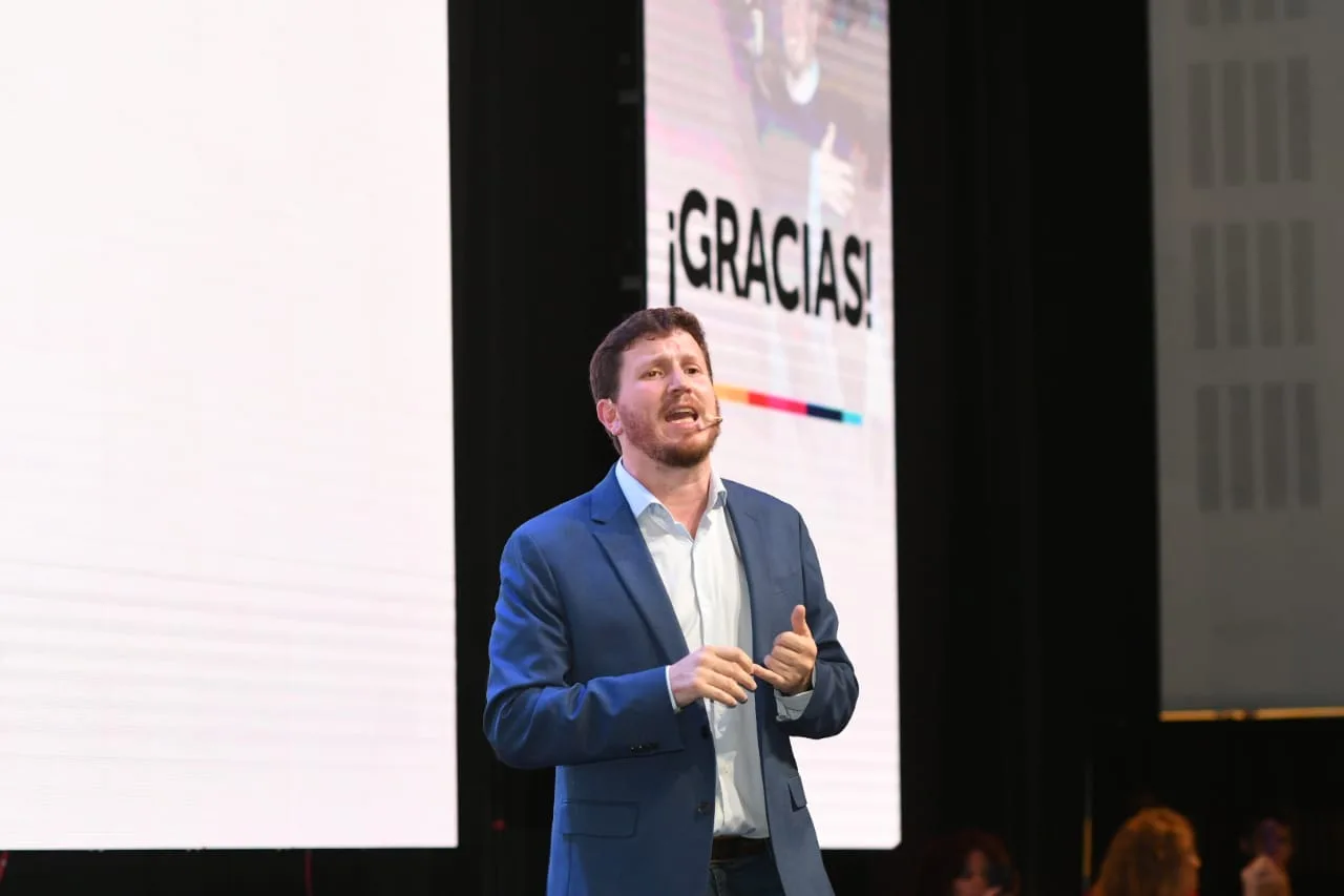 Angelini: "Vamos a seguir unidos para defender los valores de la República"