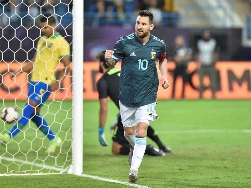 Volvió con todo: Argentina derrotó 1-0 a Brasil con gol de Lionel Messi
