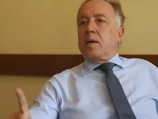 Nielsen: "La idea es renegociar rápidamente para minimizar gastos