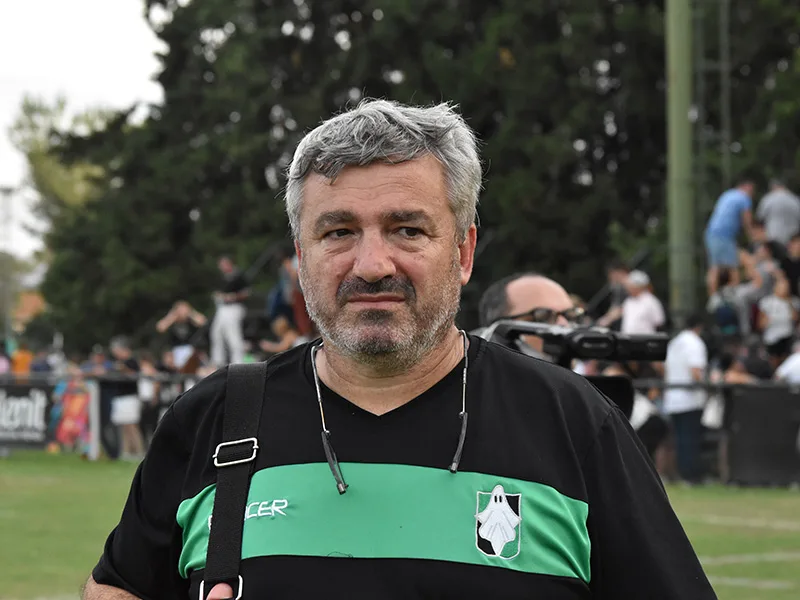 “Este equipo me enorgullece”, dijo Gastón Conde, tras el pase de Duendes a semis