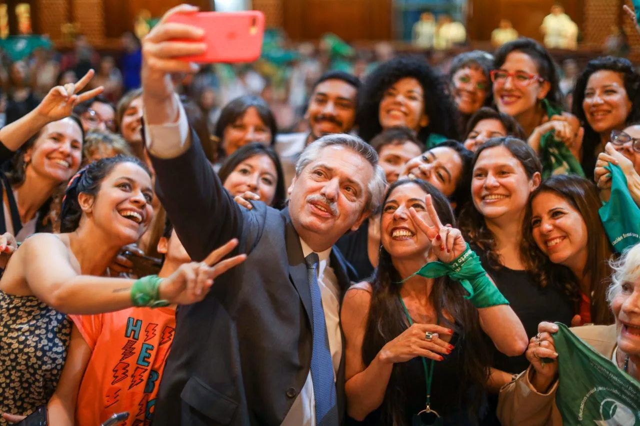 Alberto se puso verde y renovó la esperanza del aborto legal en Argentina