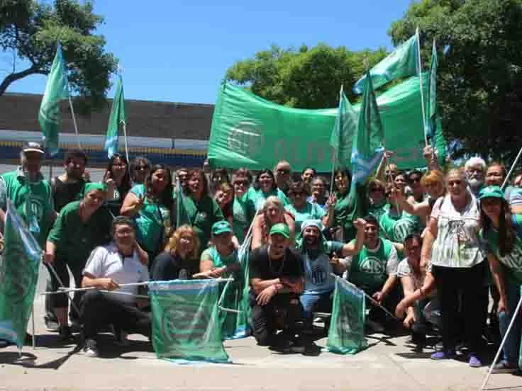 ATE va al paro en la región por 48 horas y marcha con maestros y médicos