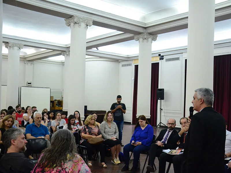 Las escuelas medias de la UNR tendrán ciudadanía universitaria