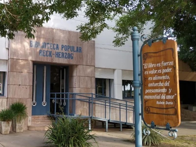 “La red de bibliotecas populares es un tesoro de una gestión cultural”