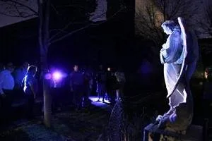 Para agendar: se vienen nuevas visitas nocturnas al cementerio El Salvador