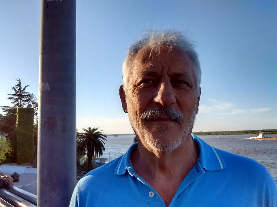 La historia de Juan Farina, el nuevo director del Poli que ganó inédita elección