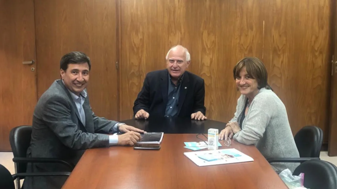 Santa Fe pone a disposición del próximo gobierno nacional dos programas sociales