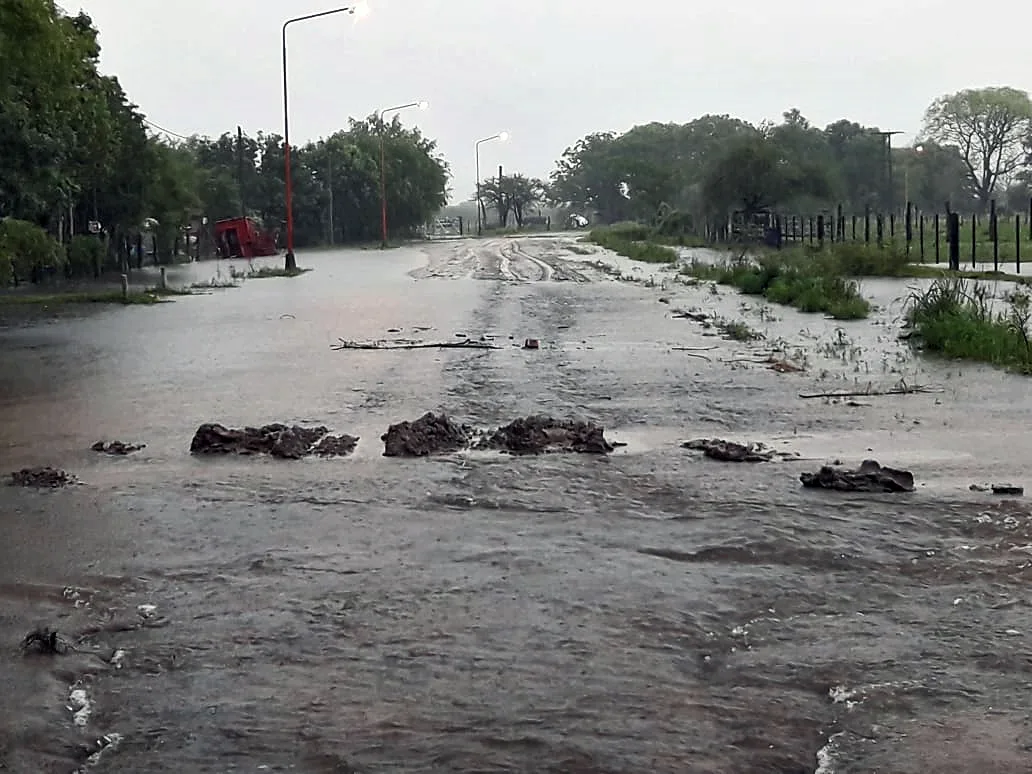Fuertes lluvias descargan más de 200 milímetros en el centro norte de Santa Fe