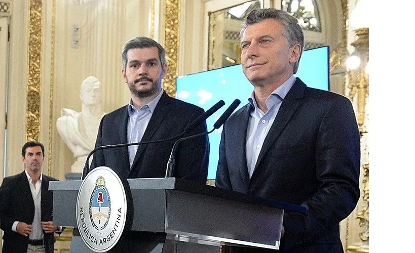 La retirada del macrismo: "Haz lo que yo digo, no lo que yo hago"