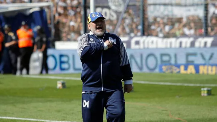 Ni con Diego puede Gimnasia en el clásico: nueva derrota contra Estudiantes