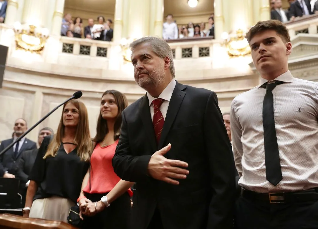 Mirabella juró en Senado: "Vamos a seguir cuidando a la provincia de Santa Fe"