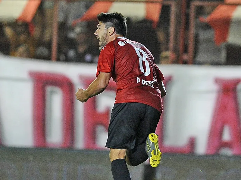 Kudelka le anticipó a Peratta los puestos donde necesita sumar jugadores