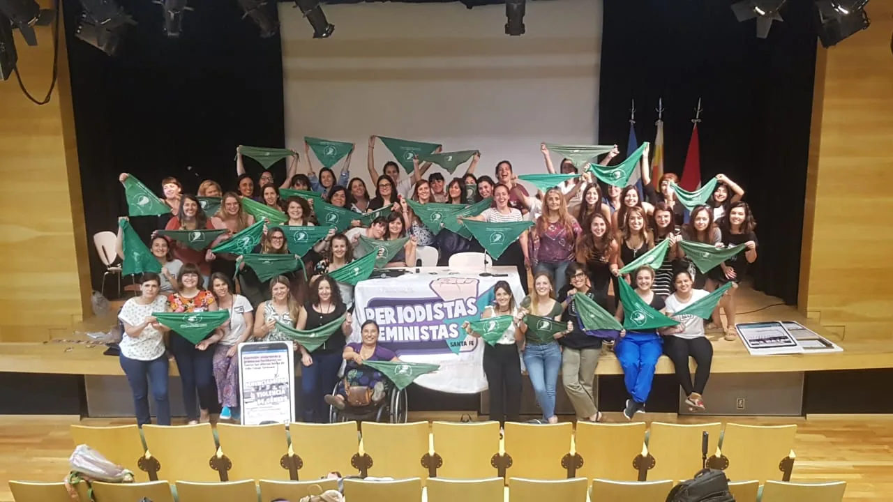 Periodistas de Santa Fe buscan que la Ley Micaela llegue a todos los medios
