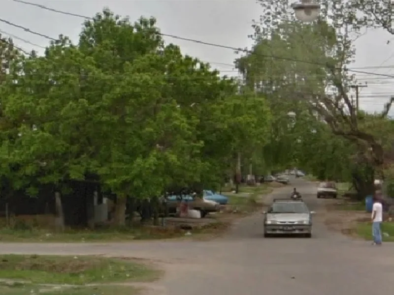 Pasó a los tiros y baleó a dos vecinos en barrio Belgrano