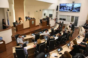 Miércoles de jura en el Concejo: ¿quiénes asumen y cómo queda el recinto?