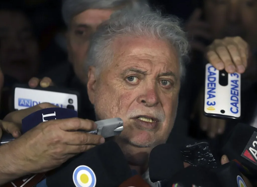 "Salud es Ministerio", la arenga para la llegada de Ginés García