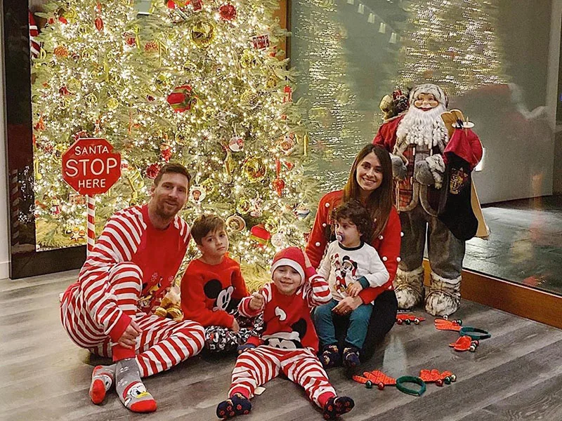 La foto navideña de Lionel Messi y su familia